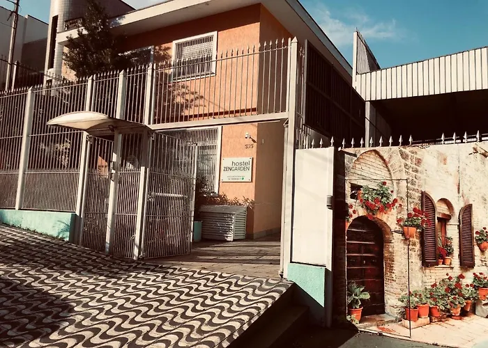 Zen Garden Hostel Mirandópolis